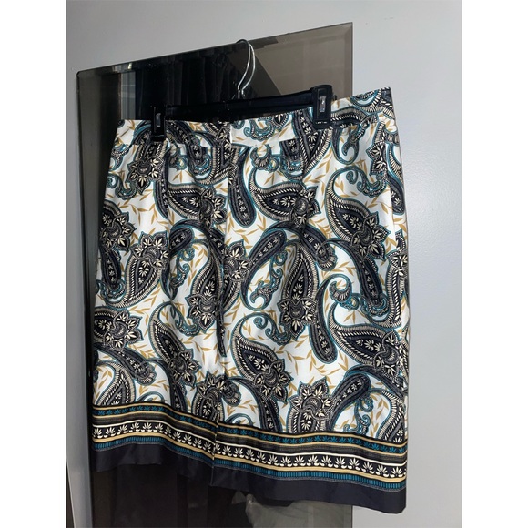 Summer skirt - Picture 1 of 2